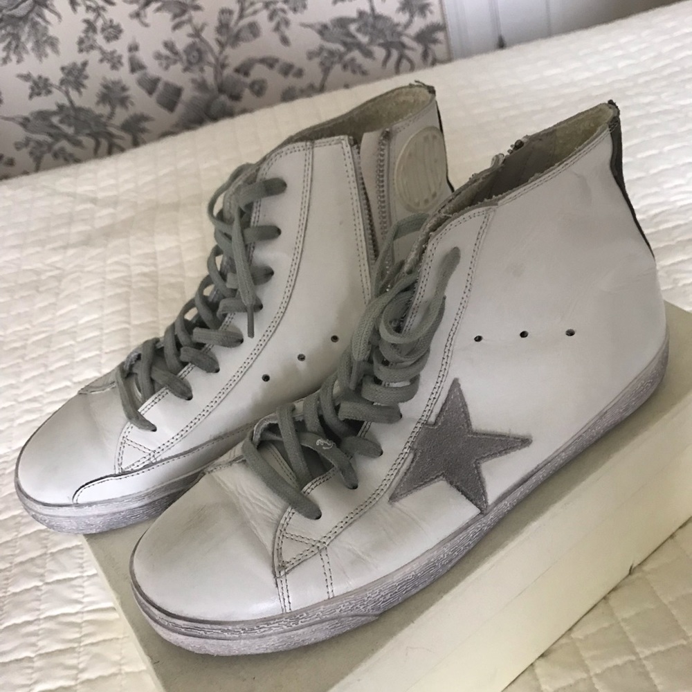 GOLDEN GOOSE Unisex white high-top sneakers